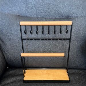 Black and Wood Jewelry Stand
